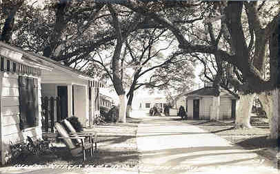 Colonial Cottages in the Gulfport / Biloxi area